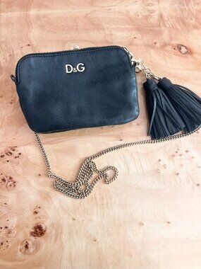 Vintage D&G Dolce Gabbana Black Leather Small Lily Twist Kiss Lock Clutch